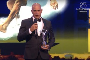 Kelly Slater recebe Prémio Carreira nos Laureus World Sports Awards 2025