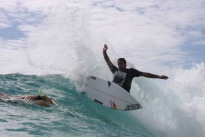 Gold Coast “free sessions” com Kikas, Vasco Ribeiro, Fanning, Flores, Wright &amp; Cia