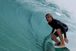 JUSTIN BECRET: 13 ANOS E MUITO SURF!