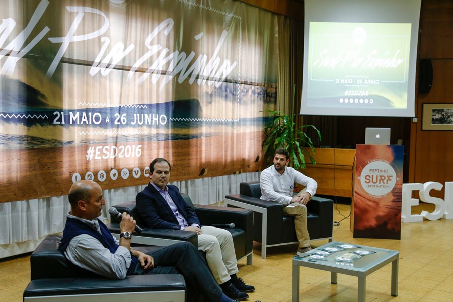 A apresentação no salão nobre da Câmara Municipal de Espinho.