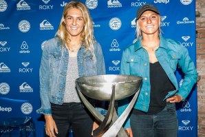 Stephanie Gilmore e Lakey Peterson lutam pelo título mundial de 2018. 