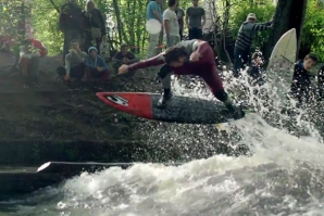 O&#039;NEILL APRESENTA A ONDA DO RIO EISBACH EM MUNIQUE