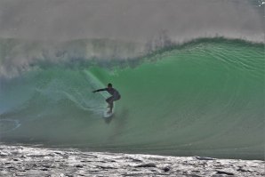 POWER FREE SURF SESSION EM SUPER TUBOS - PENICHE