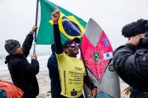 Brasileiro Luiz Diniz venceu categoria SUP Wave.