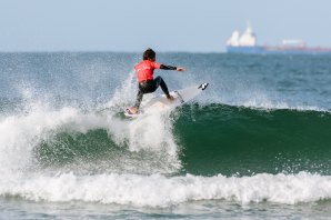 Joaquim Chaves a passar a secção para a vitória final.