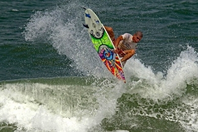 HALLEY BATISTA VENCE MAHALO SURF ECO FESTIVAL