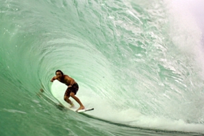 Agora sim, a Gold Coast tem ondas épicas