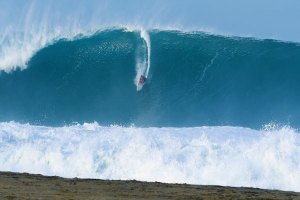 Primeiro grande swell do ano em Puerto Escondido, México