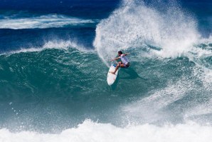 Vasco Ribeiro a dar nas vistas em Haleiwa.