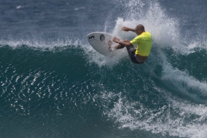 Shane Dorian responde a Rastovich com vitória na categoria Twin Fin