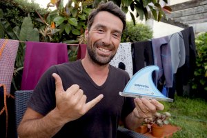 "É importante premiar o trabalho desenvolvido até chegar ao pódio" - Rodrigo Sousa, vencedor dos Surftotal Awards (Treinador do Ano)
