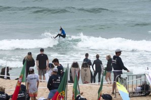 Portugal segura liderança do Eurosurf Junior a par com a França