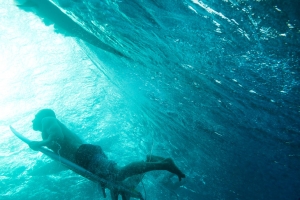 Mick Fanning a preparar-se para o regresso à competição em Teahuppo