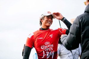 A menos de duas semanas da Finalíssima do CT 2022, Kanoa Igarashi já está pronto para dominar Trestles