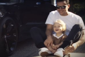 Julian Wilson mostra o seu lado mais vulnerável em “Be Who You Are”