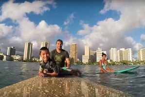 SURFANDO COM A FAMÍLIA WALSH