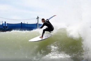 Dusty Payne regressa à rotina com sessão no Surf Ranch