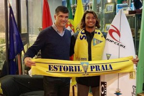 Miguel Blanco com Alexandre Faria, presidente do clube.