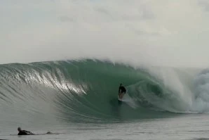 Nias é uma das ondas mais perfeitas da Ilha de Sumatra