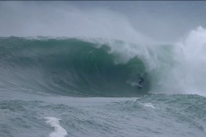 Irlanda XXL, Surf em condições extremas com Miguel Blanco, Nathan Florence, Russell Bierke, entre outros