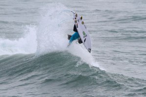 O brasileiro Yago Dora foi o destaque da ronda 2 até ao momento, conseguindo o maior score.