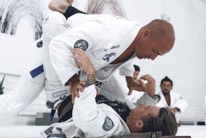 JIU-JITSU E SURF EM UNIÃO NO PORTO