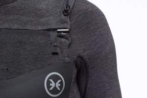 Deeply celebra Black Friday com desconto de 20% em Fatos de surf e todos restantes produtos