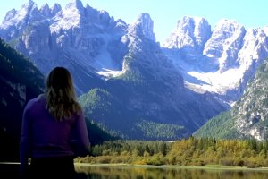 Lakey Peterson trocou o surf por uma aventura na Europa