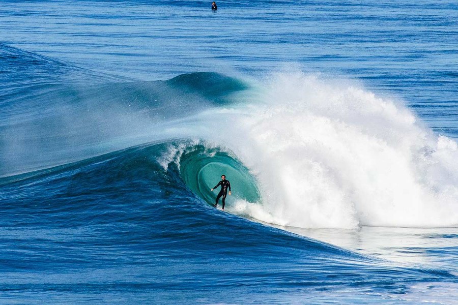 Kikas é o novo surfista português à conquista do surf mundial.