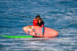 Marta Paço conquista a 3ª medalha de ouro consecutiva, e Camilo Abdula a de Bronze nos Mundiais da ISA de Surf Adaptado