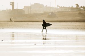 Ain Diab, Casablanca será o palco do Morocco Mall Junior Pro this week. Creditos: © WSL / Damien Poullenot