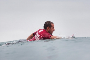 J-BAY: TIAGO PIRES VAI À RONDA 2