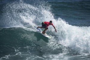 Deivid Silva vai fazer a estreia no World Tour da WSL.