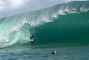 A incrível onda de Nathan Florence em Teahupo’o