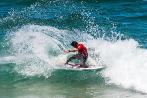 Penúltima etapa da Liga MEO Surf arranca em festa