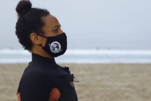 JOVEM GRUPO DE SURFISTAS AMBICIONA TRAZER MAIS MULHERES NEGRAS PARA O SURF PROFISSIONAL 