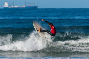 Groms Trophy uma prova de surf de formação