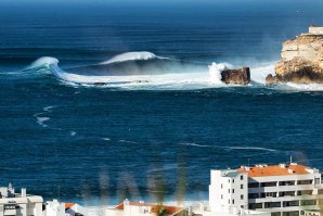 Praia do Norte promete agitar a mente dos fotógrafos a partir de junho.