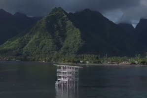 A nova torre de juízes está pronta em Teahupo&#039;o, com &quot;danos mínimos&quot;, segundo registos de Tim McKenna