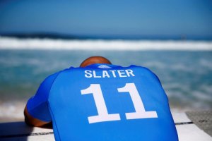 Kelly Slater "sem chances" de competir na Austrália sem estar vacinado