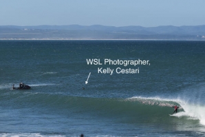 Esqueceram-se do fotógrafo em J-Bay?