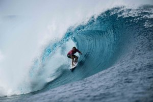 Muito surf e heroísmo no segundo dia dos Jogos Olímpicos em Teahupo'o