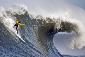 As mulheres exigem as mesmas condições para competir em Half Moon Bay.