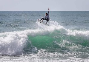 Finalíssima do Nacional de Surf Esperanças Sub14 realiza-se este fim de semana no Guincho