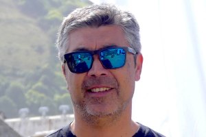 "Acho que devia ser dada maior importância aos circuitos regionais e às finalíssimas de Surf de cada categoria..."