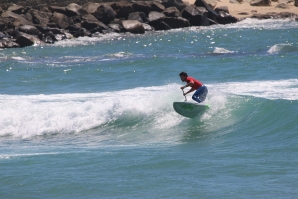 Competição de SUP encerra segundo fim-de-semana  do Porto com Onda