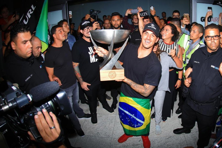 Gabriel Medina volta a somar mais dólares nas contas dos prémios por evento.