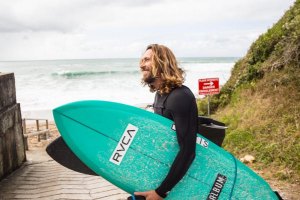 ASHER PACEY TESTA NOVAS PRANCHAS NO MÉXICO