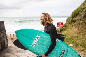 ASHER PACEY TESTA NOVAS PRANCHAS NO MÉXICO