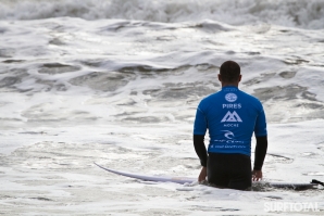 PENICHE: ONDAS GRANDES, VENTO FORTE - EVENTO ‘OFF’